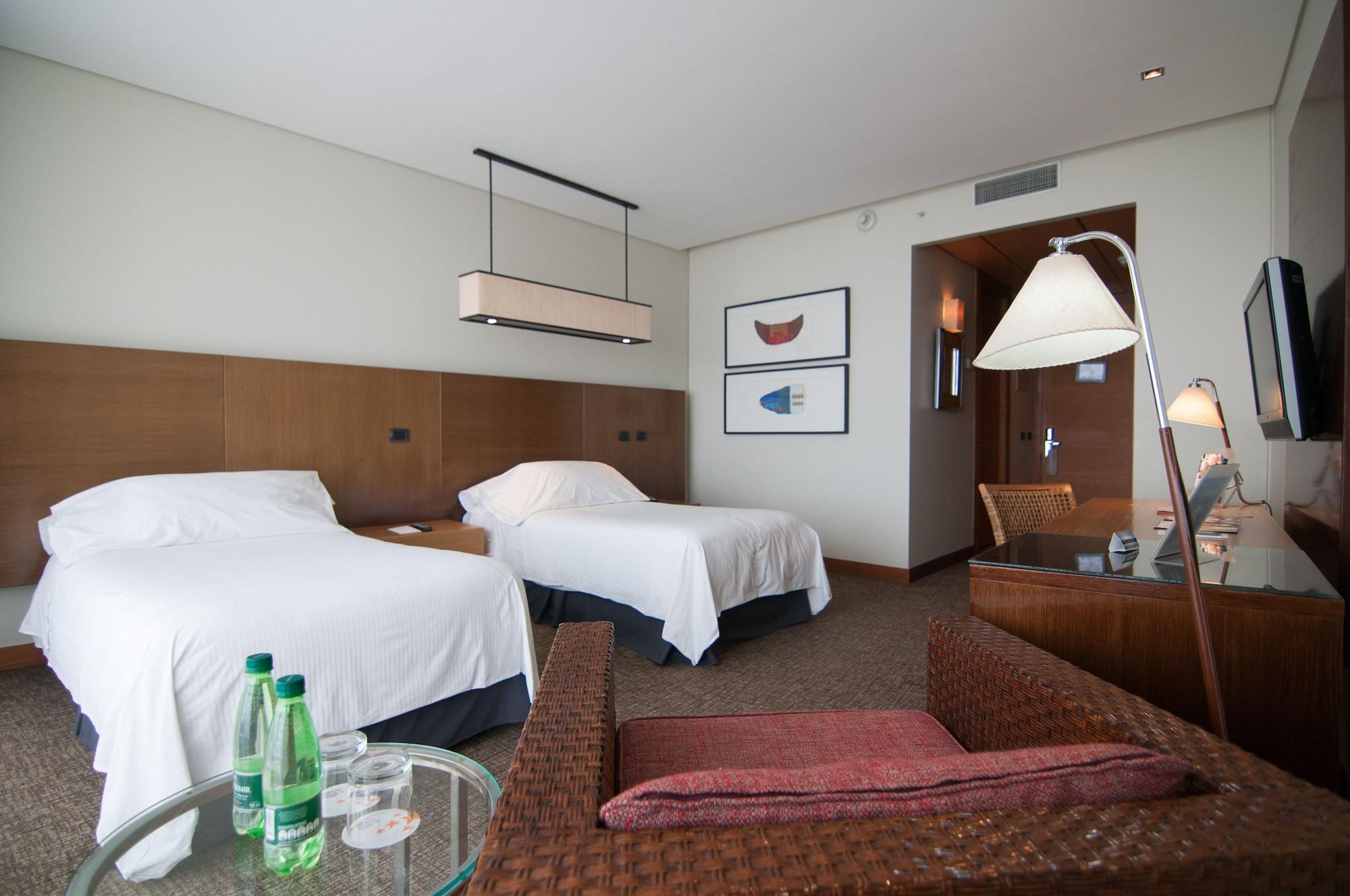 فندق Enjoy كوكيمبو المظهر الخارجي الصورة A room at the hotel