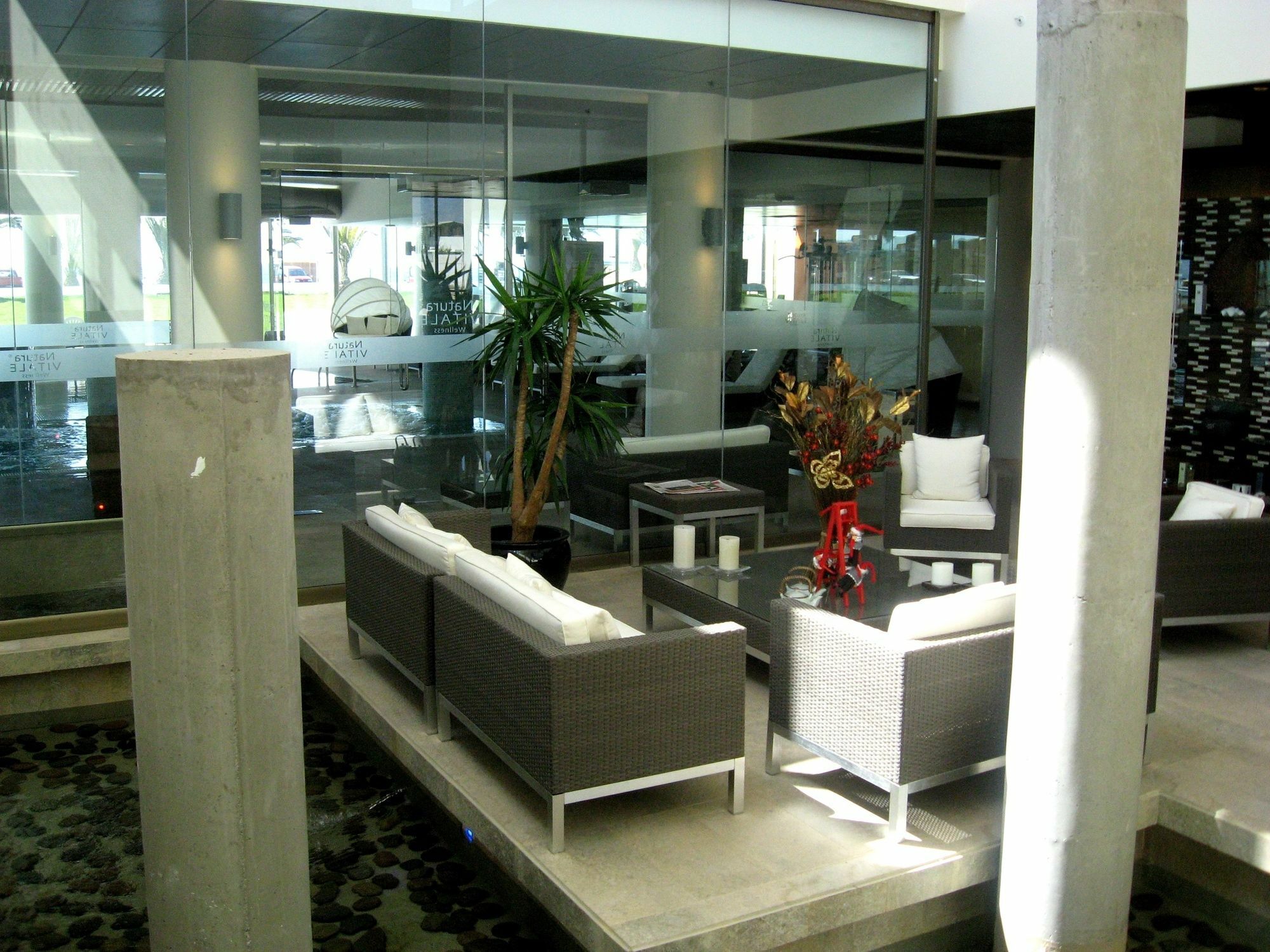 فندق Enjoy كوكيمبو المظهر الخارجي الصورة The interior of the airport