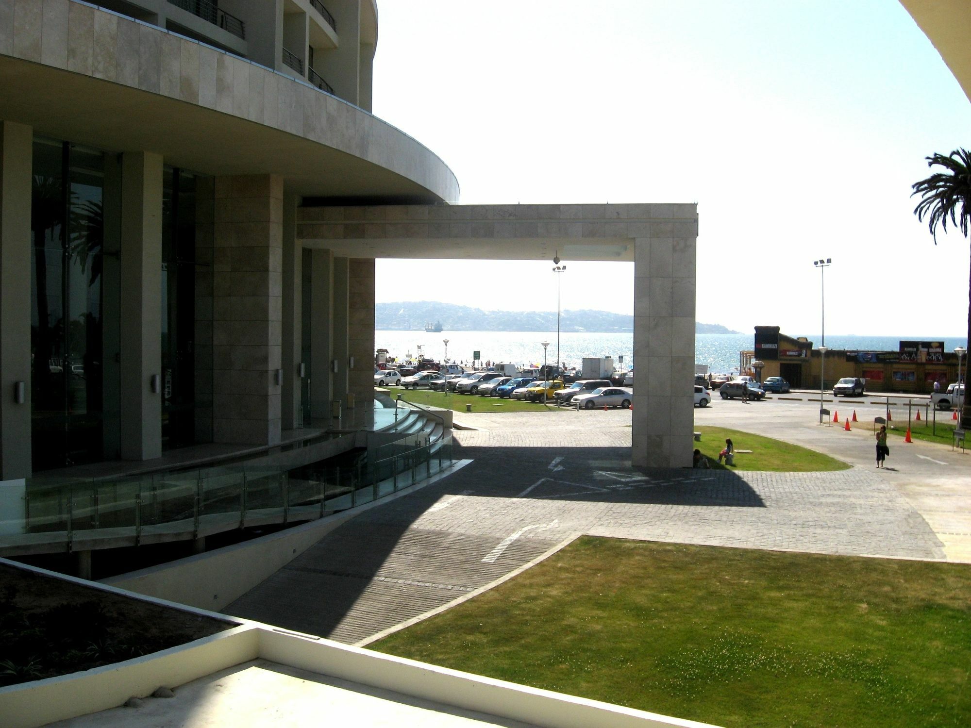 فندق Enjoy كوكيمبو المظهر الخارجي الصورة The entrance of the museum