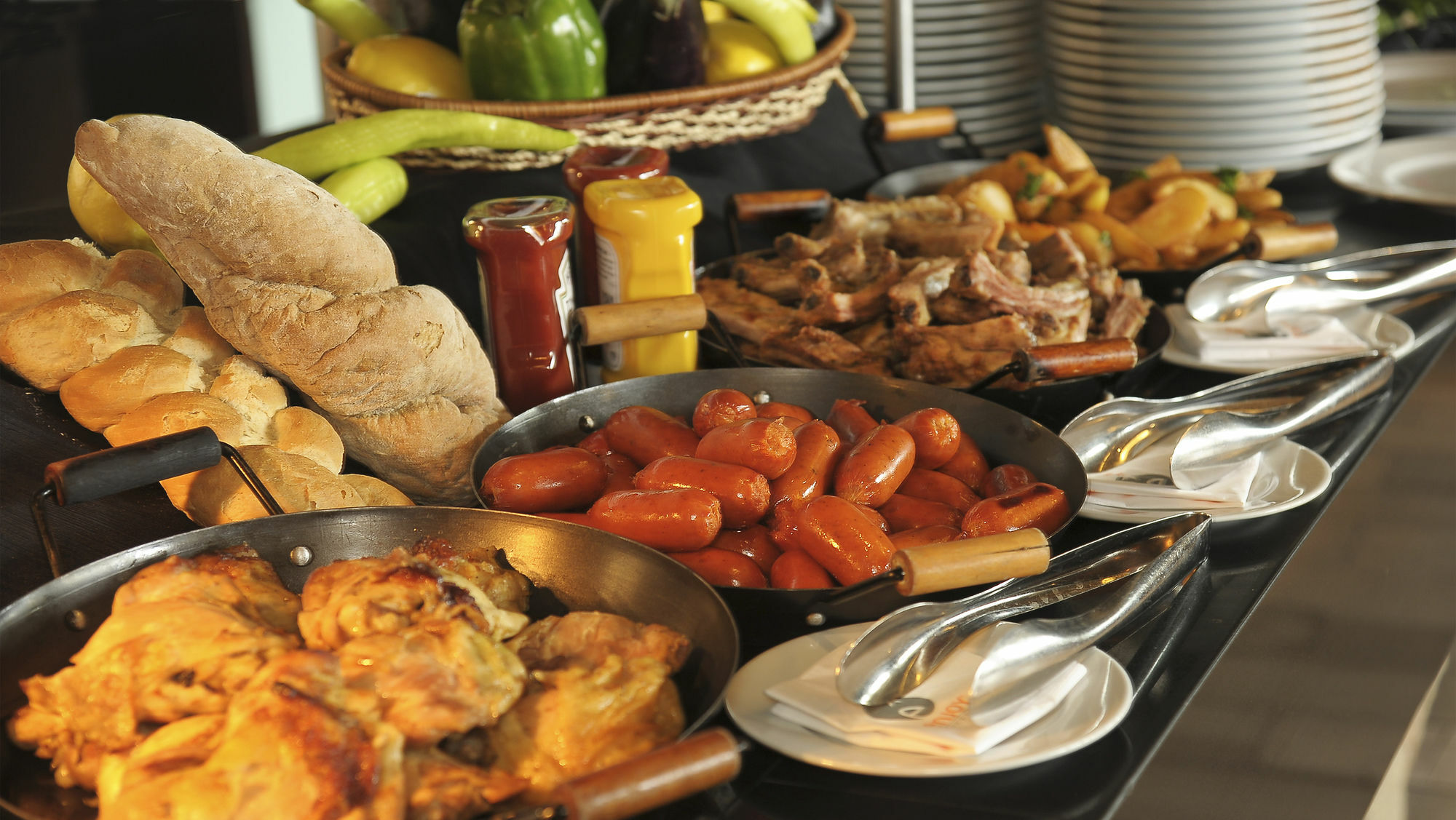فندق Enjoy كوكيمبو المظهر الخارجي الصورة A buffet
