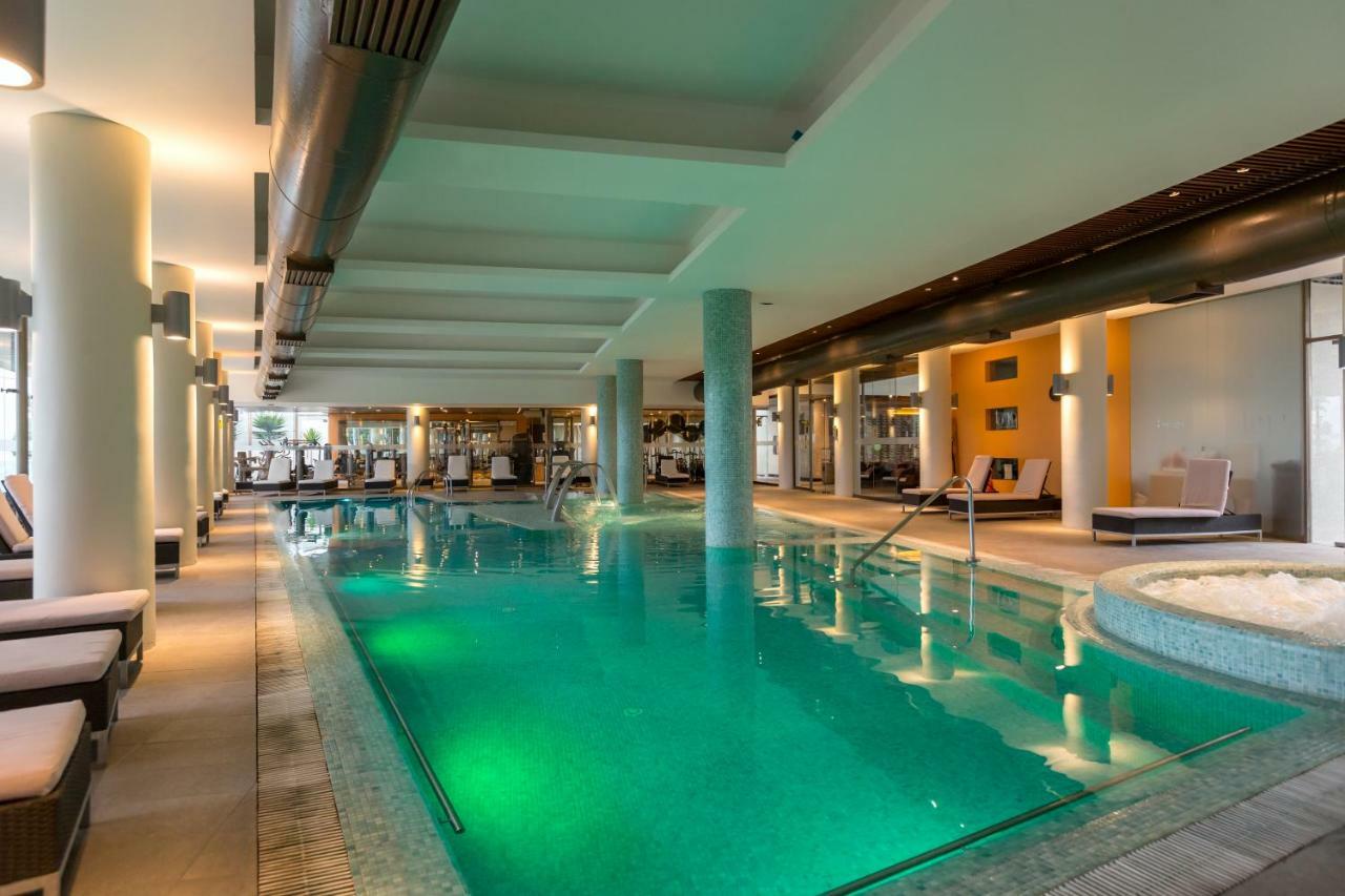 فندق Enjoy كوكيمبو المظهر الخارجي الصورة The swimming pool at the hotel