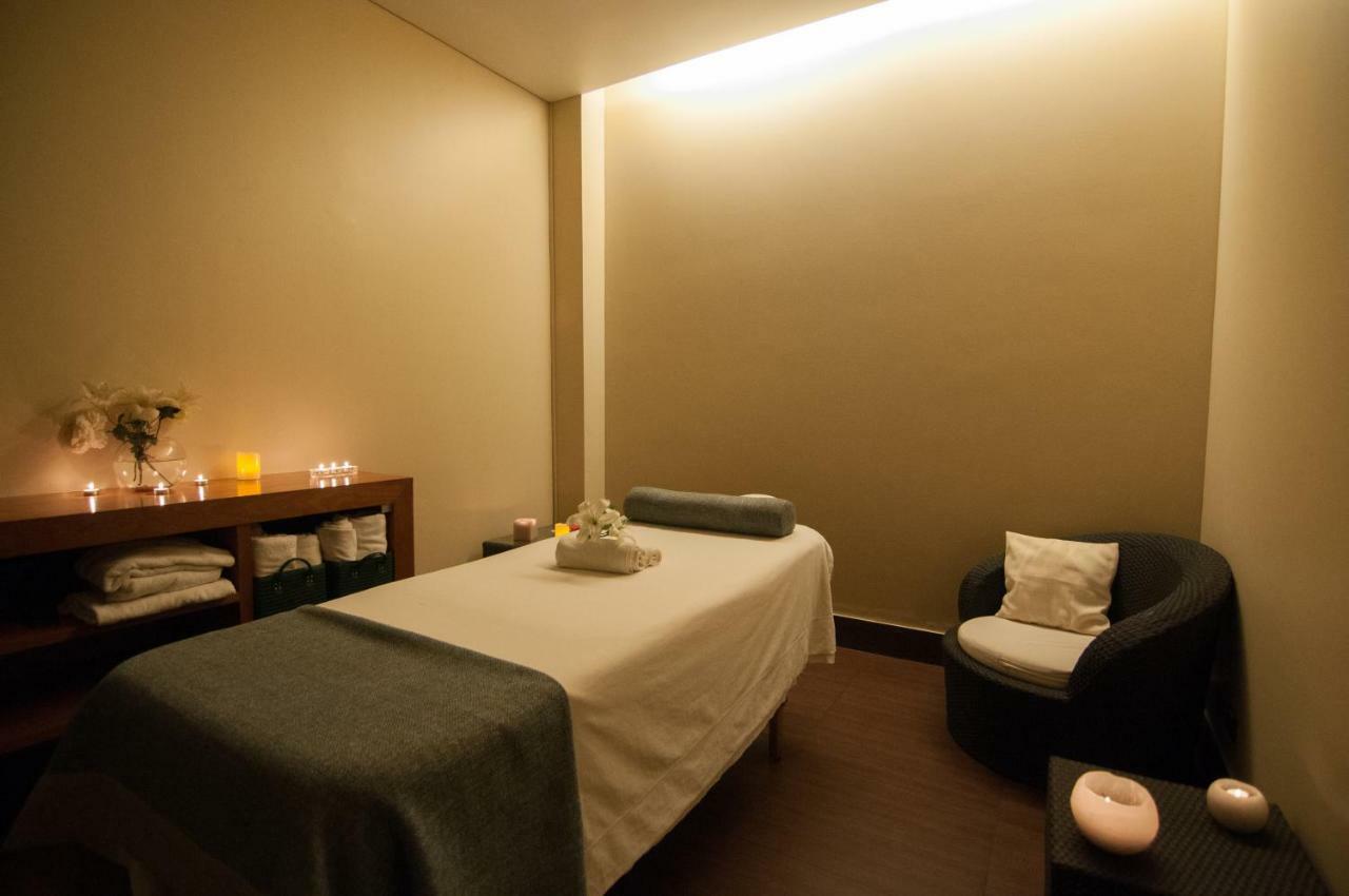 فندق Enjoy كوكيمبو المظهر الخارجي الصورة A treatment room at a spa